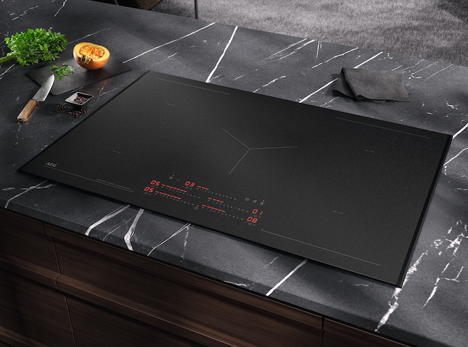 AEG 80cm Induction SaphirMatt Cooktop