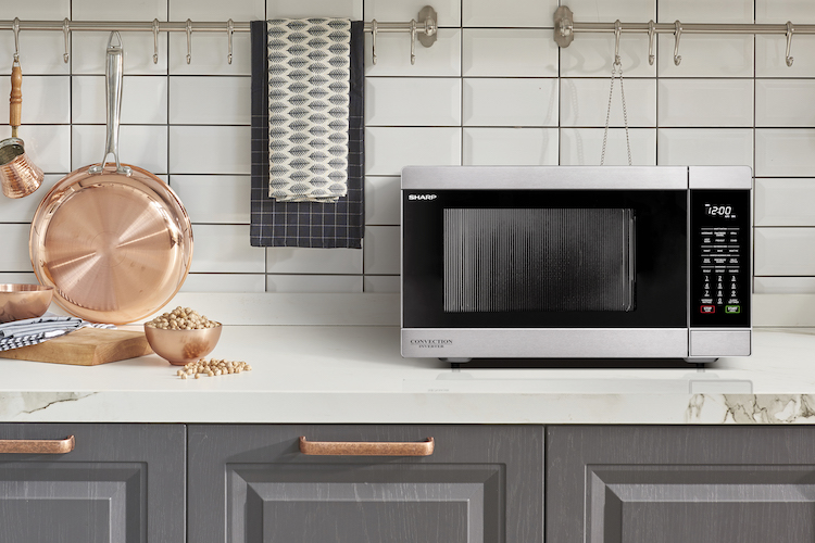 Sharp’s 42L 1100W Convection Inverter Microwave