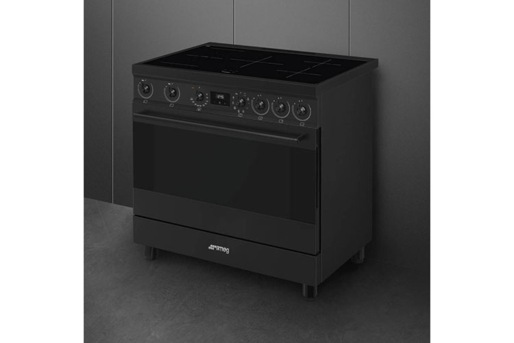 Smeg’s 90cm Freestanding Electric Cooker (C9IMN2)