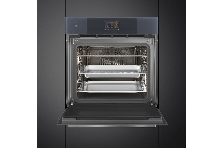 Smeg’s Steam Oven – Neptune Grey (SOA6104S4PG)
