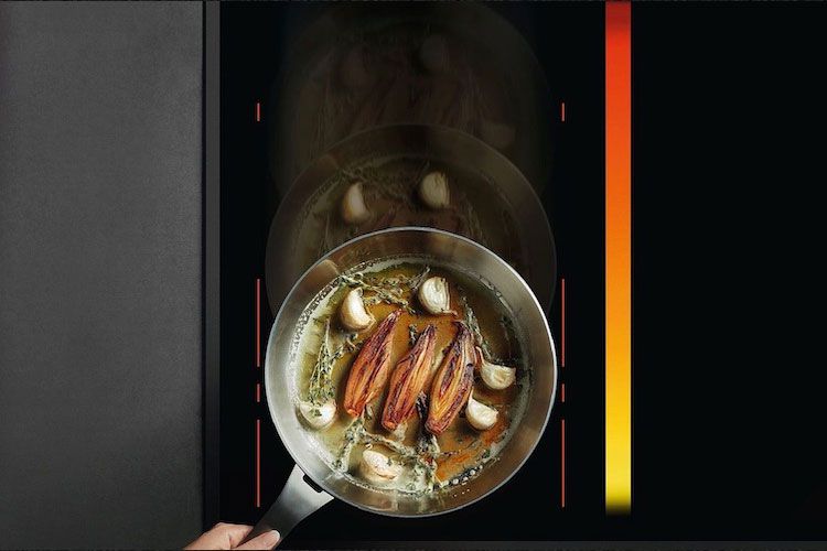 PowerSlide function in AEG's Cooktop