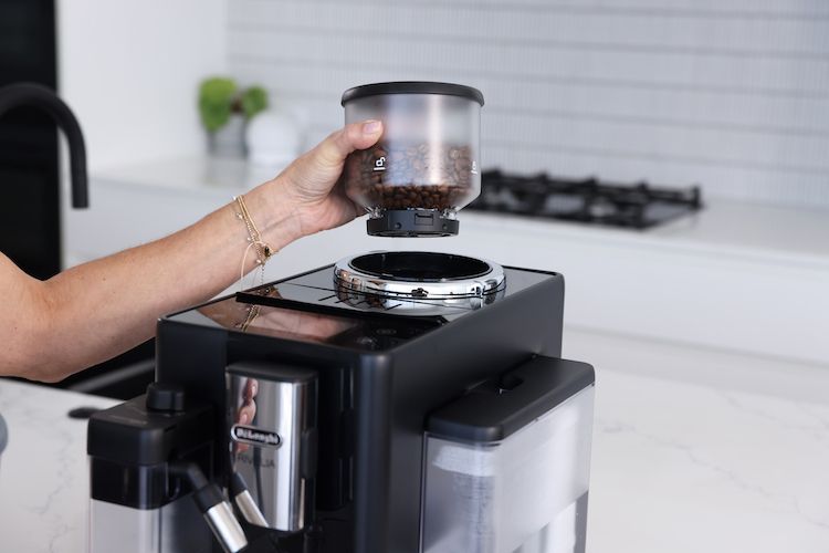 De’Longhi Automatic Coffee Machine
