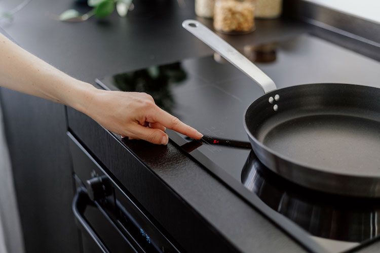Pyrolytic ovens
