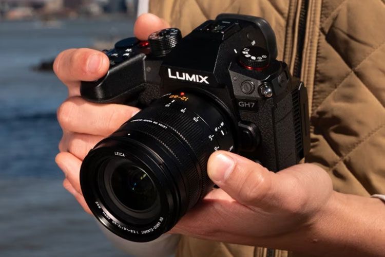 Panasonic Mirrorless Camera