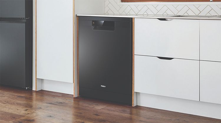 Haier 60cm Freestanding Dishwasher